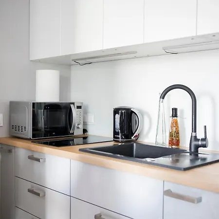 Apartament Alfa With Free Parking Poznan Exterior photo