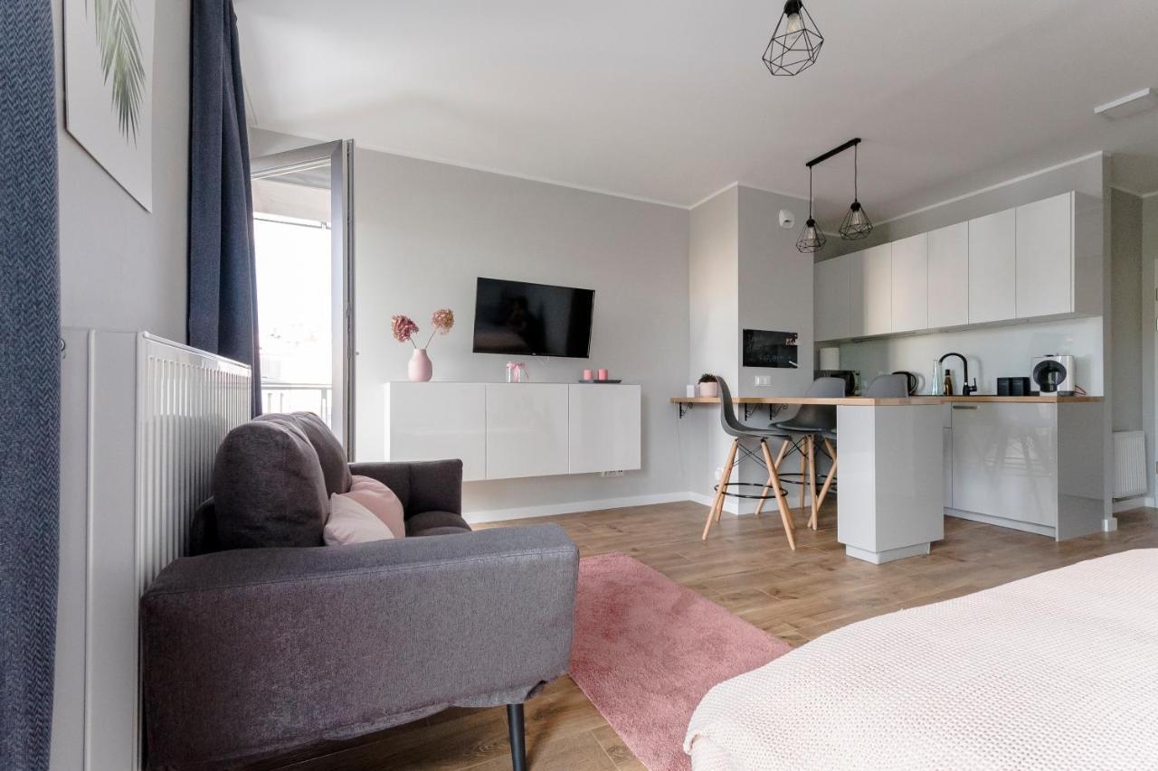 Alfa With Free Parking Apartment *